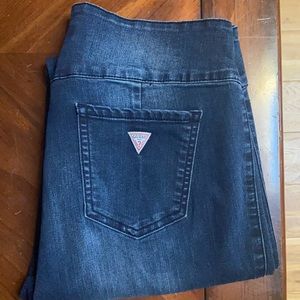 GUESS Pull On Fit Jeans